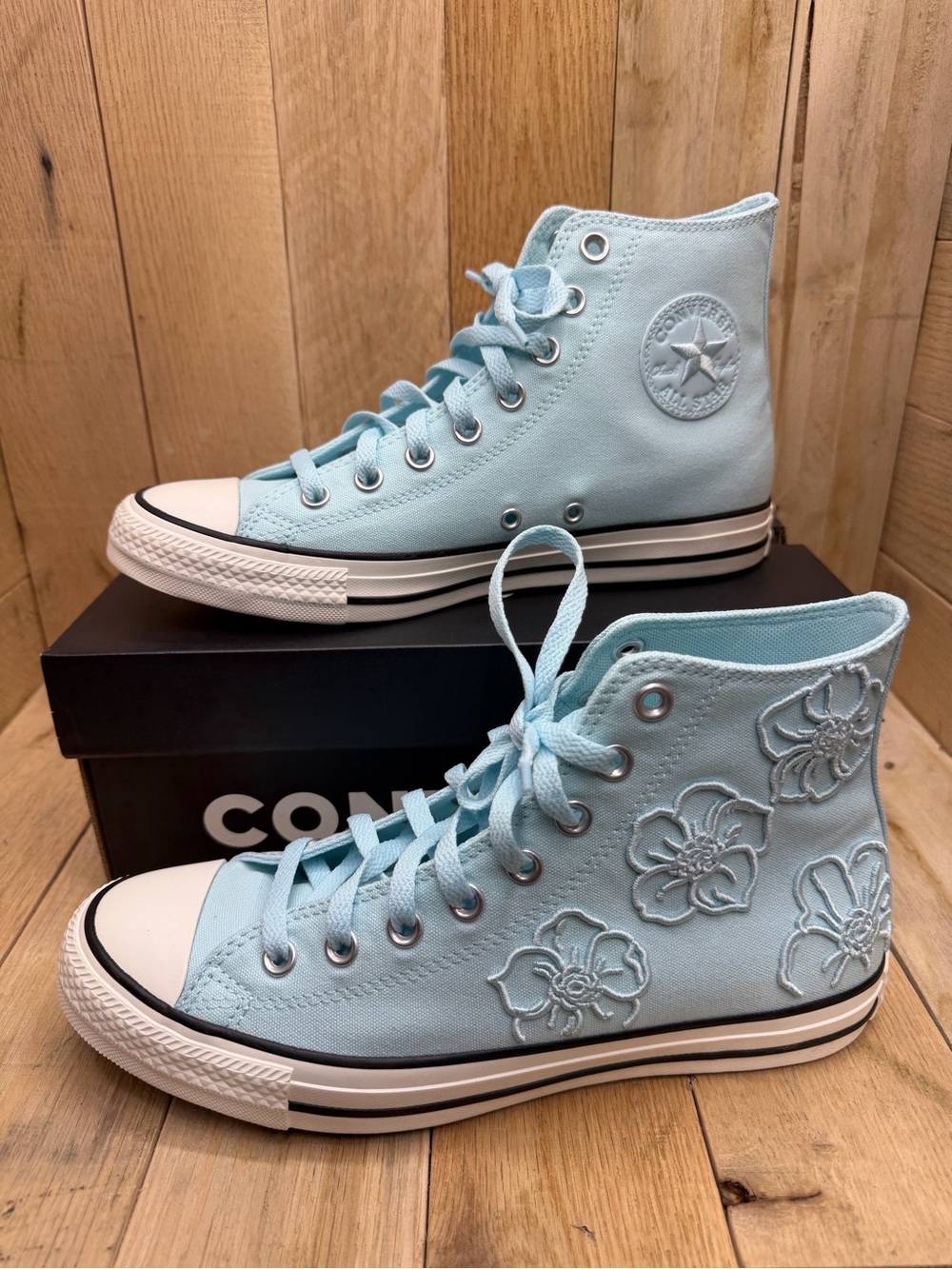 Converse Chuck Taylor All Star Hi Rained Out/Egret Wmns 9.5 Embroidered Floral